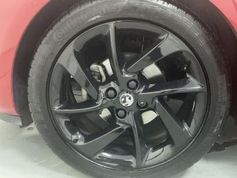 VAUXHALL ADAM 1.2i Griffin Hatchback 3dr Petrol Manual Euro 6 (70 ps) - AA INS