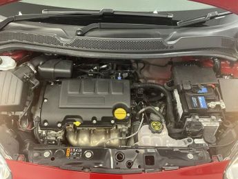 VAUXHALL ADAM 1.2i Griffin Hatchback 3dr Petrol Manual Euro 6 (70 ps) - AA INS