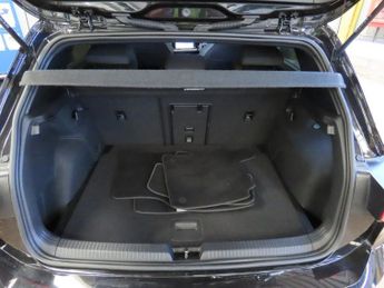 VOLKSWAGEN GOLF 2.0 TDI GTD Hatchback 5dr Diesel DSG Euro 6 (s/s) (200 ps) Front