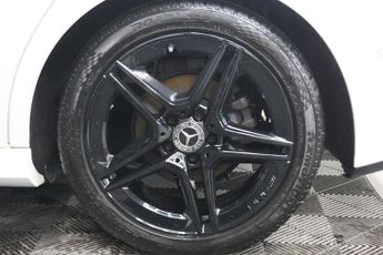 MERCEDES-BENZ A CLASS 1.5 A180d AMG Line (Premium) Hatchback 5dr Diesel 7G-DCT Euro 6 