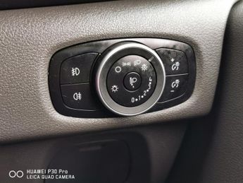 FORD TRANSIT CUSTOM 2.0 340 EcoBlue Trend Panel Van 5dr Diesel Manual L2 H1 Euro 6 (
