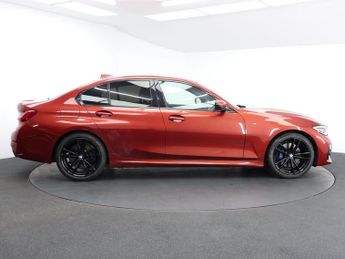 BMW 3 SERIES 2.0 320i M Sport Saloon 4dr Petrol Auto Euro 6 (s/s) (184 ps)