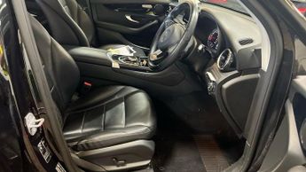 MERCEDES-BENZ GLC 2.1 GLC220d Urban Edition SUV 5dr Diesel G-Tronic+ 4MATIC Euro 6