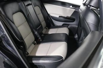 KIA SPORTAGE 1.6 T-GDi GT-Line SUV 5dr Petrol DCT AWD Euro 6 (174 bhp)
