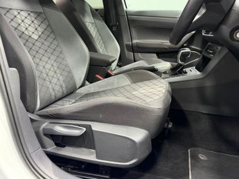 VOLKSWAGEN TAIGO 1.0 TSI R-Line SUV 5dr Petrol DSG Euro 6 (s/s) (110 ps)
