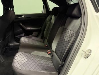 VOLKSWAGEN TAIGO 1.0 TSI R-Line SUV 5dr Petrol DSG Euro 6 (s/s) (110 ps)