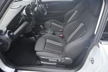 MINI Electric Hatch Cooper SE 32.6kWh Level 1 Hatchback 3dr Electric Auto (184 ps)