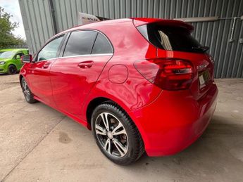 MERCEDES-BENZ A CLASS 1.5 A180d SE Hatchback 5dr Diesel 7G-DCT Euro 6 (s/s) (109 ps)