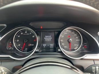 AUDI RS5 4.2 FSI V8 Cabriolet 2dr Petrol S Tronic quattro Euro 5 (450 ps)