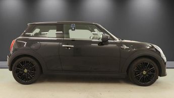 MINI Electric Hatch Cooper SE 32.6kWh Level 3 Hatchback 3dr Electric Auto (184 ps)