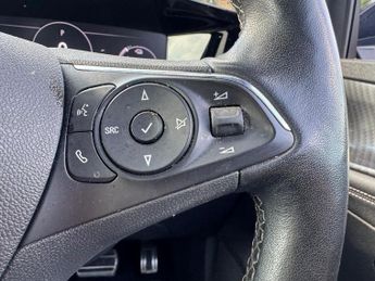 VAUXHALL MOKKA ELECTRIC 50kWh Ultimate SUV 5dr Electric Auto (136 ps)