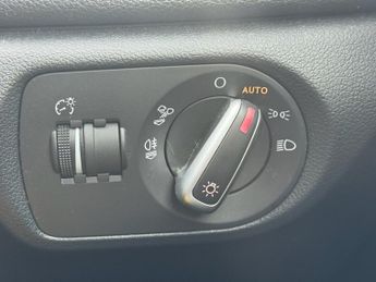 AUDI Q3 1.4 TFSI CoD S line SUV 5dr Petrol S Tronic Euro 6 (s/s) (150 ps