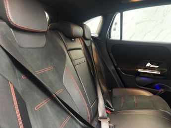 MERCEDES-BENZ EQA EQA 250 66.5kWh AMG Line SUV 5dr Electric Auto (190 ps)