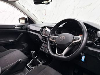VOLKSWAGEN T-CROSS 1.0 TSI Black Edition SUV 5dr Petrol Manual Euro 6 (s/s) (110 ps