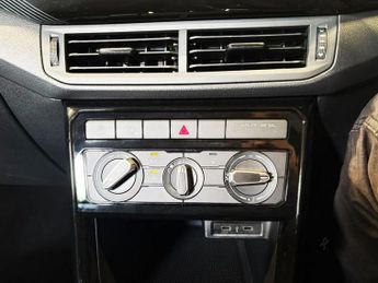 VOLKSWAGEN T-CROSS 1.0 TSI Black Edition SUV 5dr Petrol Manual Euro 6 (s/s) (110 ps