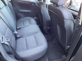 MERCEDES-BENZ A CLASS 1.5 A150 Elegance SE Hatchback 5dr Petrol CVT (157 g/km, 95 bhp)