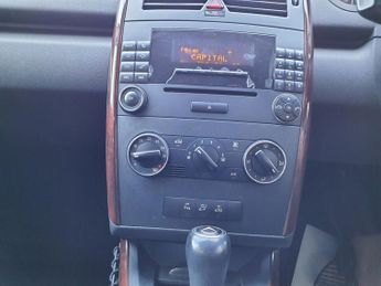 MERCEDES-BENZ A CLASS 1.5 A150 Elegance SE Hatchback 5dr Petrol CVT (157 g/km, 95 bhp)