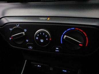 HYUNDAI BAYON 1.0 T-GDi MHEV SE Connect SUV 5dr Petrol Hybrid Manual Euro 6 (s