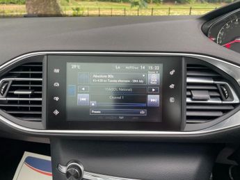 PEUGEOT 308 1.6 BlueHDi Allure Hatchback 5dr Diesel Manual Euro 6 (s/s) (120