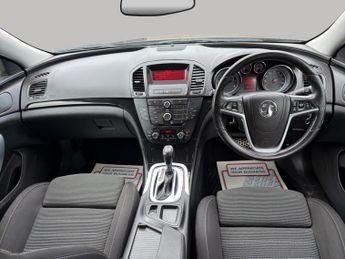 VAUXHALL INSIGNIA 2.0 CDTi SRi Hatchback 5dr Diesel Auto Euro 5 (160 ps)