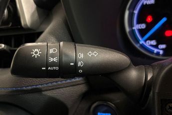 TOYOTA RAV4 2.5 VVT-h Dynamic SUV 5dr Petrol Hybrid CVT Euro 6 (s/s) (218 ps