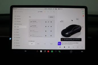 TESLA Model 3 Auto RWD 4dr