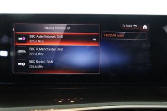MERCEDES-BENZ EQC EQC 400 80kWh AMG Line (Premium Plus) Auto 4MATIC 5dr