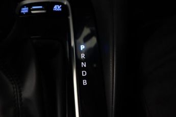 TOYOTA COROLLA 1.8 VVT-h Icon Touring Sports CVT Euro 6 (s/s) 5dr