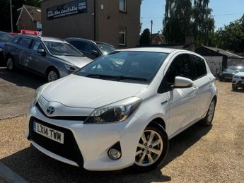 Toyota Yaris 1.5 VVT-h Icon Plus Hatchback 5dr Petrol Hybrid CVT Euro 5 (101 