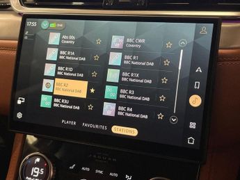 JAGUAR F-PACE 2.0 D200 MHEV R-Dynamic SE SUV 5dr Diesel Auto AWD Euro 6 (s/s) 