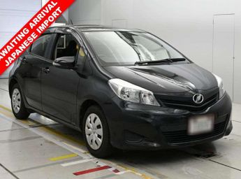 Toyota Vitz 1.3 Automatic Petrol Hatchback JAPANESE IMPORT Black 5 dr