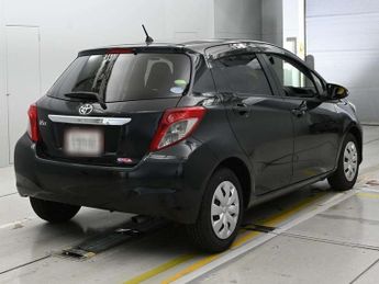 TOYOTA VITZ 1.3 Automatic Petrol Hatchback JAPANESE IMPORT Black 5 dr