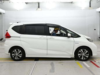 HONDA FREED 1.6 Automatic Hybrid Petrol White 5dr
