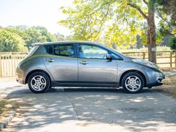 NISSAN LEAF 30kWh Acenta Hatchback 5dr Electric Auto (109 bhp)