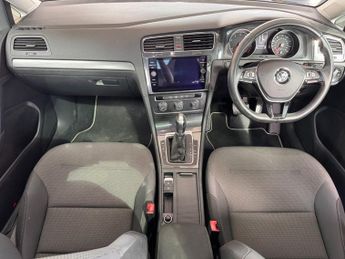 VOLKSWAGEN GOLF 1.5 TSI EVO BlueMotion Tech SE Nav Estate 5dr Petrol DSG Euro 6 