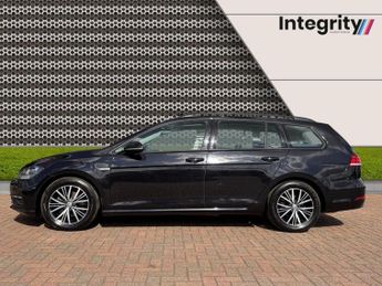 VOLKSWAGEN GOLF 1.5 TSI EVO BlueMotion Tech SE Nav Estate 5dr Petrol DSG Euro 6 