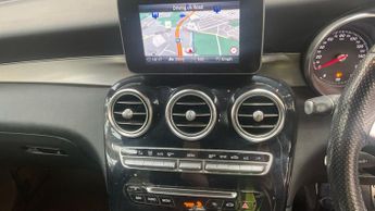 MERCEDES-BENZ GLC 2.1 GLC220d AMG Line (Premium) SUV 5dr Diesel G-Tronic 4MATIC Eu