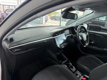 VAUXHALL Corsa Electric 50kWh Elite Premium Hatchback 5dr Electric Auto (136 ps)