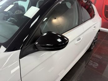 VAUXHALL Corsa Electric 50kWh Elite Premium Hatchback 5dr Electric Auto (136 ps)
