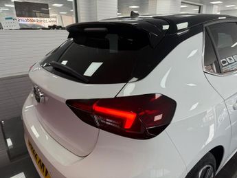 VAUXHALL Corsa Electric 50kWh Elite Premium Hatchback 5dr Electric Auto (136 ps)