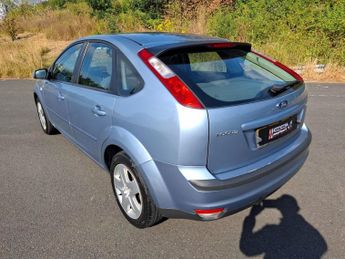 FORD FOCUS 1.6 Style Hatchback 5dr Petrol Automatic (184 g/km, 99 bhp)