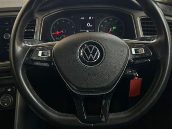 VOLKSWAGEN T-ROC 1.5 TSI GPF EVO SE SUV 5dr Petrol DSG Euro 6 (s/s) (150 ps)