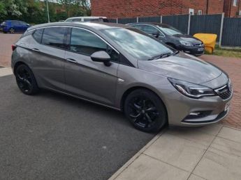 Vauxhall Astra 1.6 CDTi BlueInjection SRi Hatchback 5dr Diesel Manual Euro 6 (s