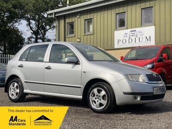 SKODA FABIA 1.4 16V Elegance 5dr