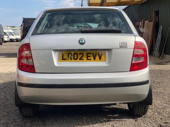 SKODA FABIA 1.4 16V Elegance 5dr