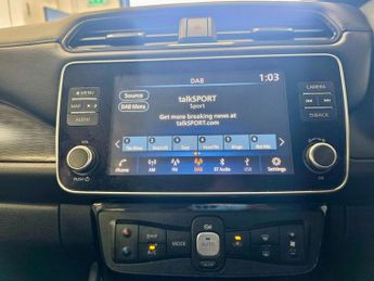 NISSAN LEAF 40kWh N-Connecta Hatchback 5dr Electric Auto (150 ps)