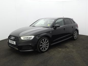 AUDI A3 1.5 TFSI CoD 35 Black Edition Sportback 5dr Petrol S Tronic Euro
