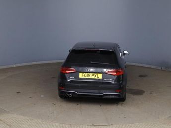 AUDI A3 1.5 TFSI CoD 35 Black Edition Sportback 5dr Petrol S Tronic Euro