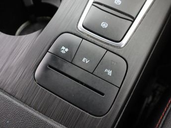 FORD KUGA 2.5 Duratec 14.4kWh ST-Line X Edition SUV 5dr Petrol Plug-in Hyb