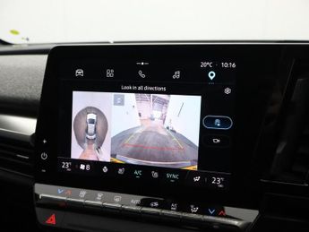 RENAULT 11 60kWh launch edition Hatchback 5dr Electric Auto (220 ps)